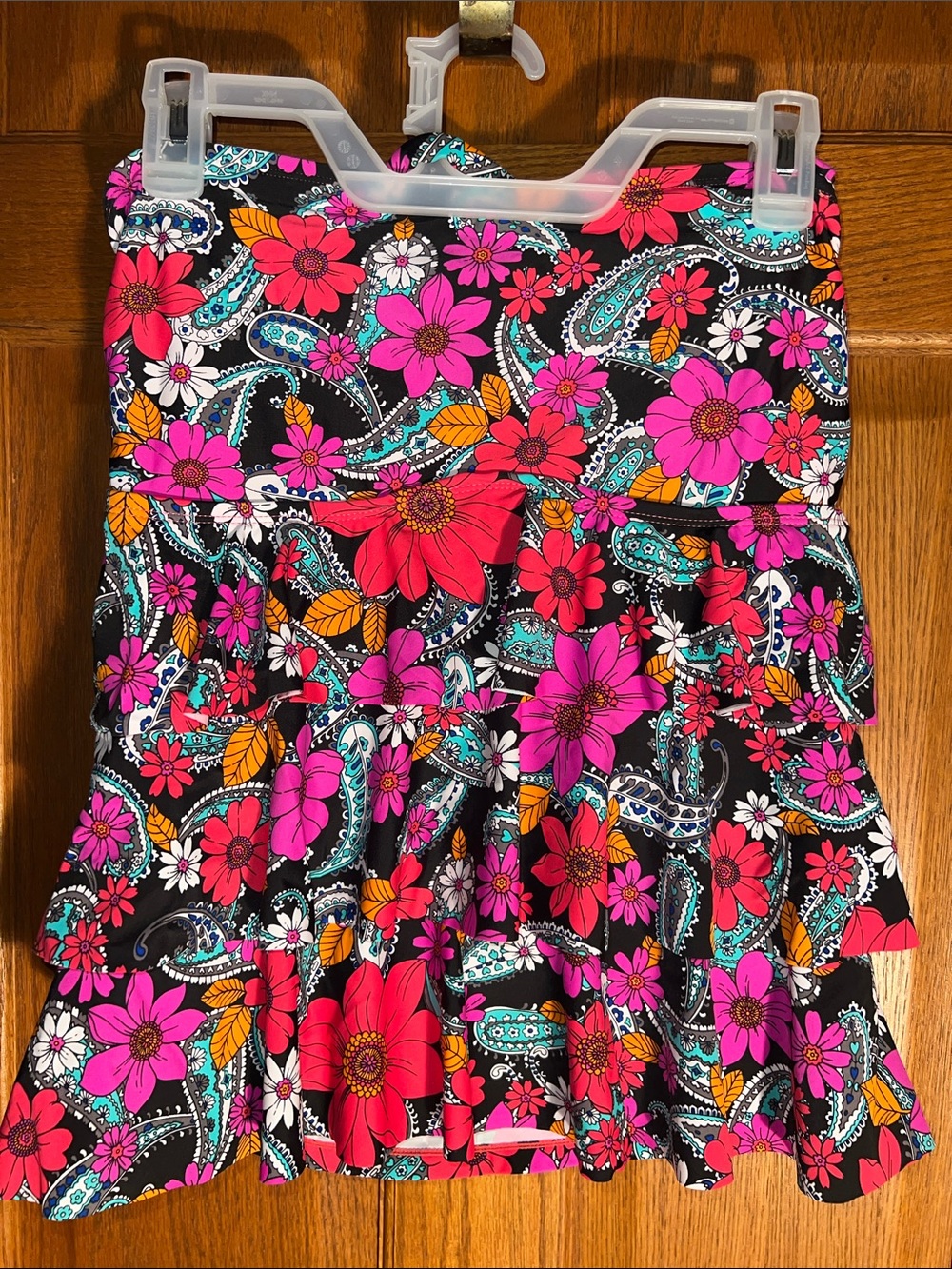 Womens Floral Tiered swim Tank Top - Black with Pink & Red Flowers